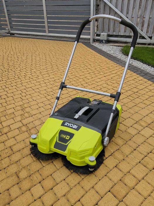 Zamiatarka akumulatorowa RYOBI R18SW3 ONE+ 18V + bateria 5Ah + ładowarka