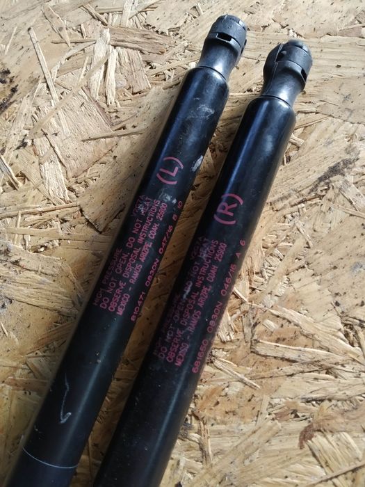 Газовий упор кришки багажника Ford Edge 2015–2018