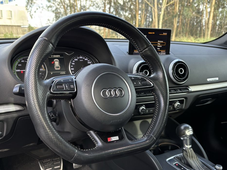 Audi A3 etron sportback S-line 1.4 TFSI S-tronic / 190€/mês