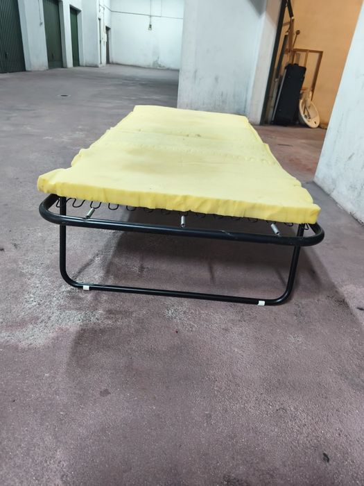 Vendo cama dobrável