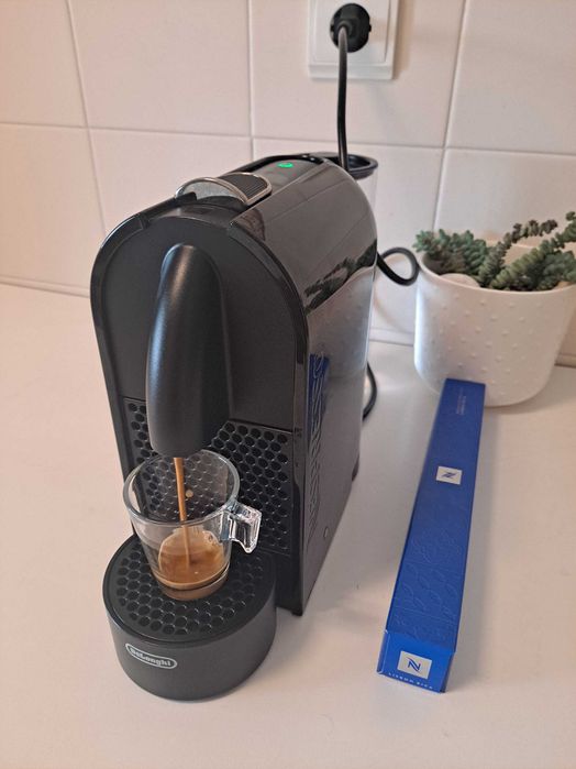 Máquina café Nespresso Delonghi PULSE