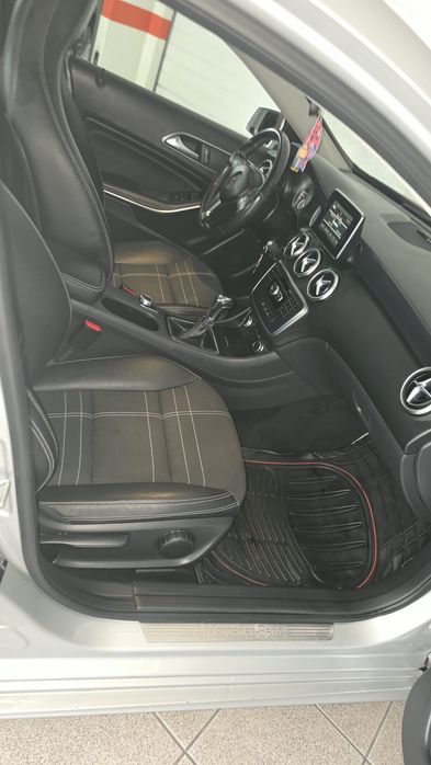 Vendo Mercedes cl A como novo