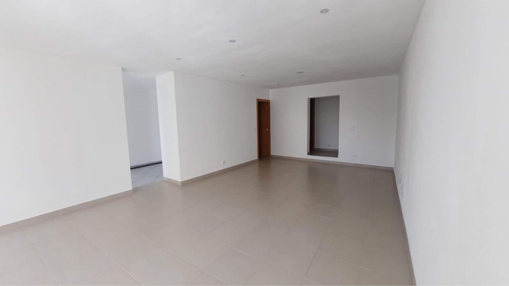 Apartamento T2 semi-mobilado