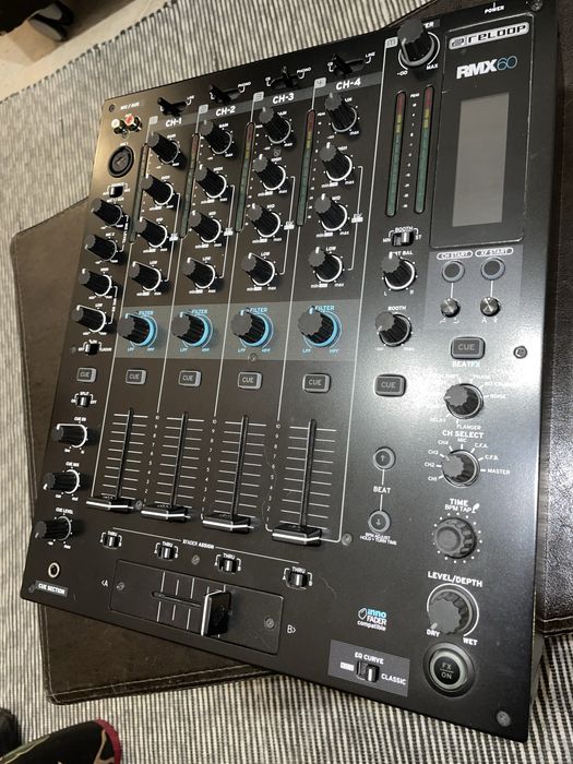 Reloop RMX-60 mesa mistura DJ