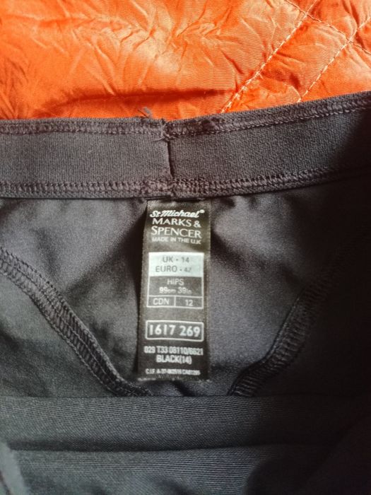 Majtki damskie modelujące jak nowe roz.42 firma Marks & Spencer