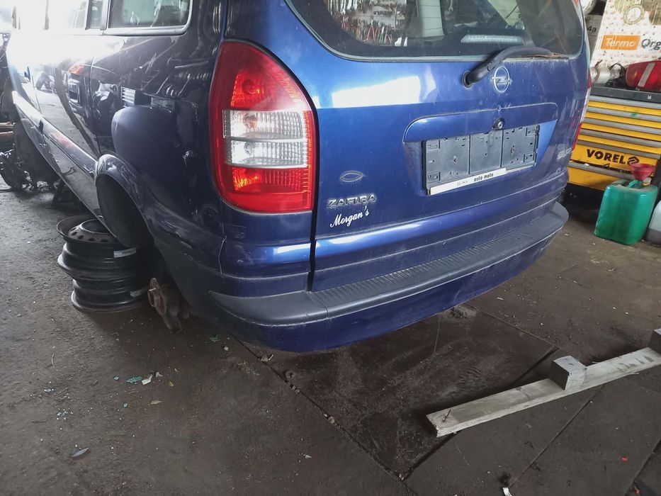 Części do Opel Zafira A 2.2dti diesel ZDERZAK TYŁ Z21B