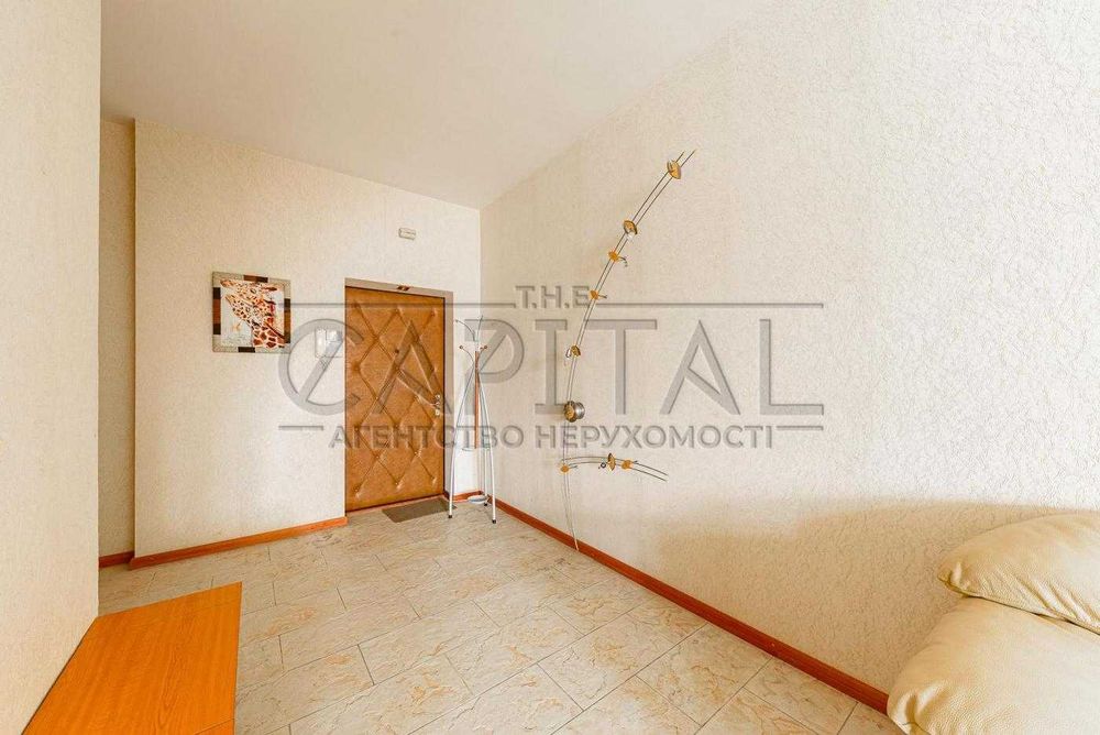 Оренда 3-кімнатної просторої квартири 134м2 по вул Б Хмельницького