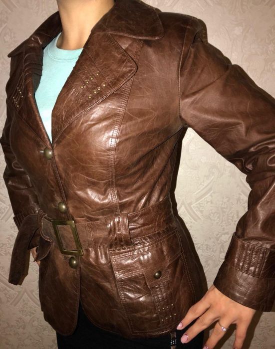 Куртка для девушки