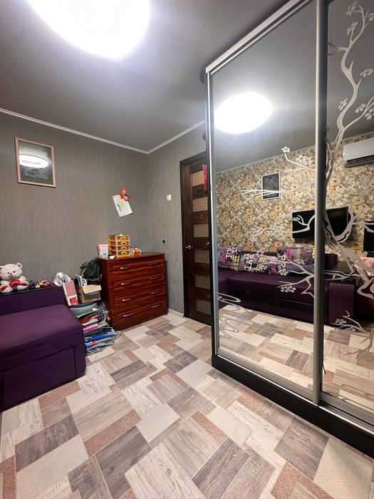 Термiново продам 3 кiм квартиру на ж/м Тополь-3 будинок 19