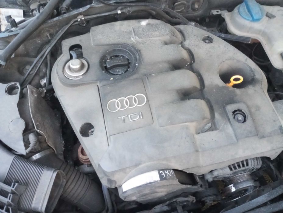 Silnik kompletny z osprzętem 1,9 TDI AWX