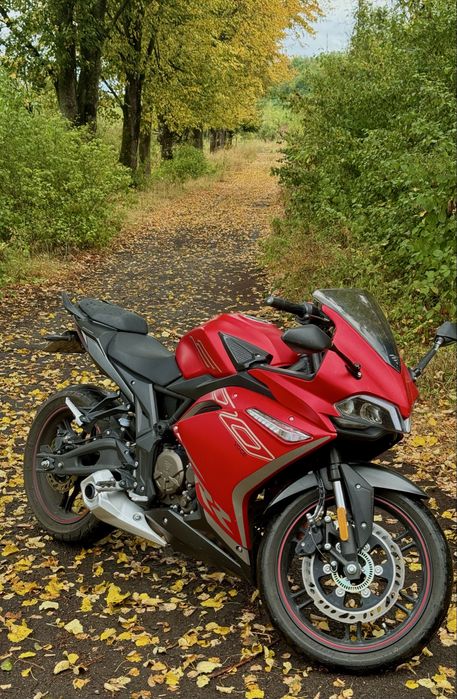 Продам мотоцикл VOGE 300 RR