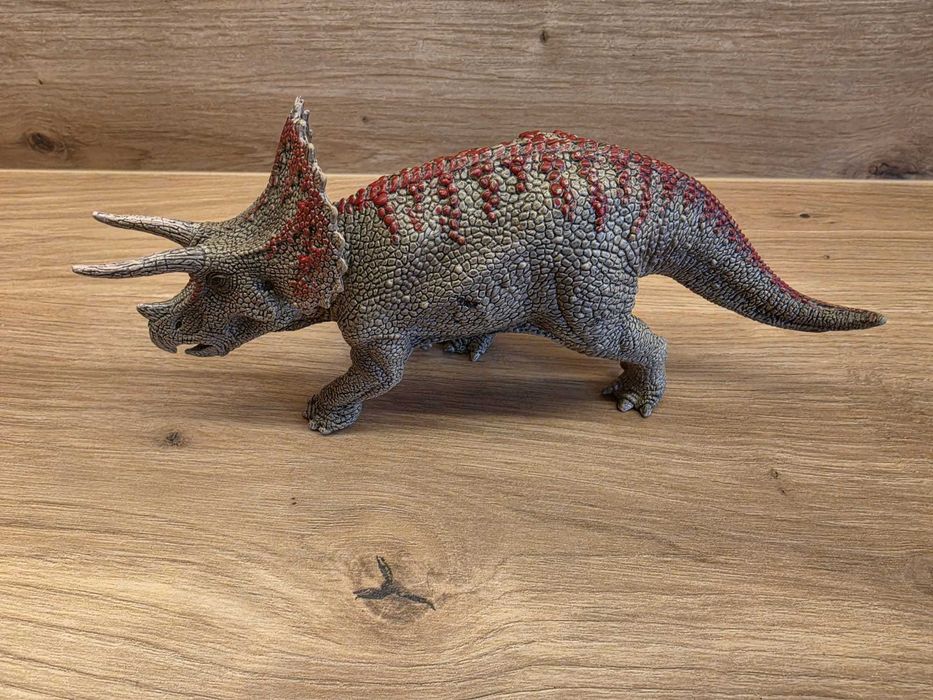 Schleich figurka Dinozaur Triceratops