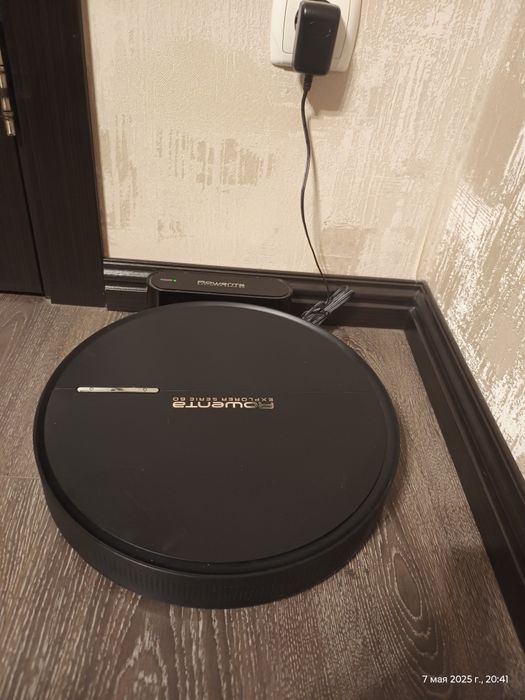 Робот-пилосос ROWENTA RR7455WH з функцією вологого прибирання