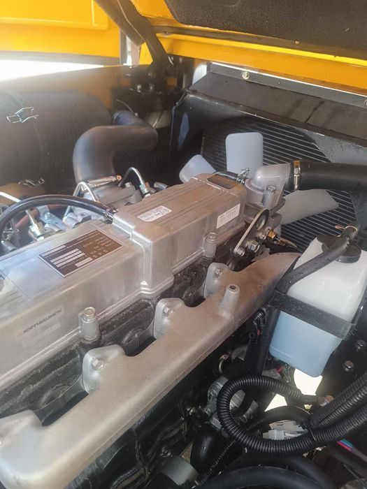 Empilhador 2.5 ton Mitsubishi triplex 4.50 cabine total