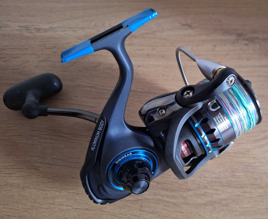 Daiwa SALTIST 4500 + druga szpula
