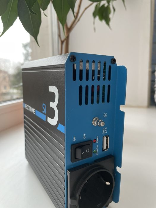 Инвертор 12v-220v