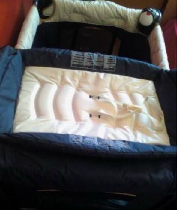 Cama e troca fraldas de viagem Chicco