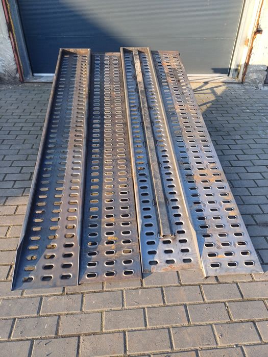 Njazdy podjazdy stalowe loch 2mb Producent