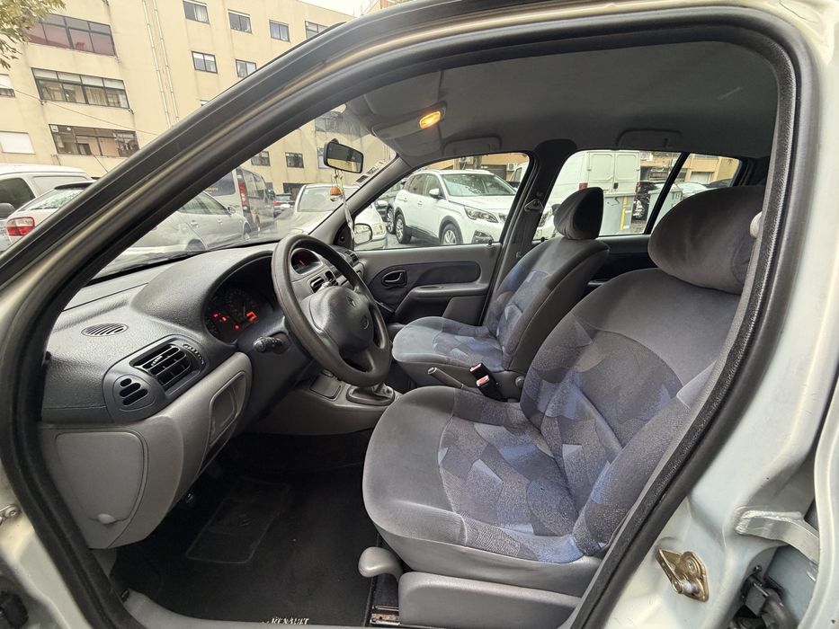 Renault clio 1.2cc ano 99
