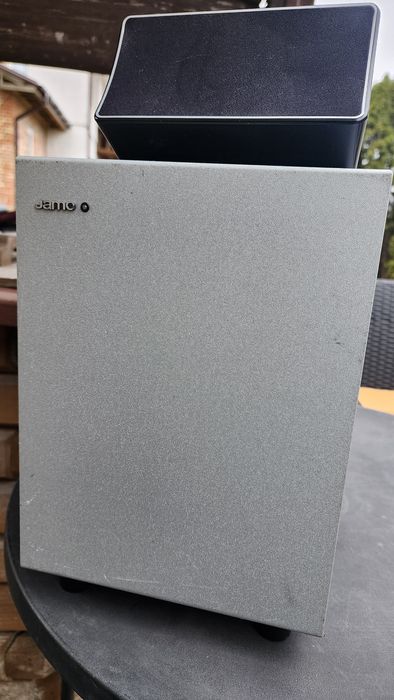 Subwoofer и колонки Jamo