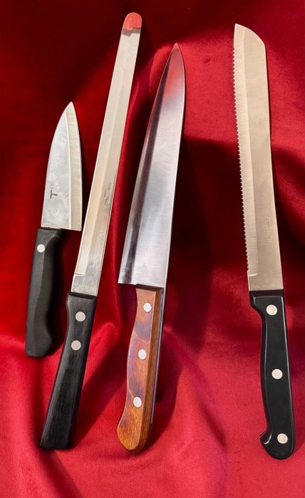 Zestaw 4 noży z Japonii – Gyuto, Deba, Sujihiki, Pan-kiri