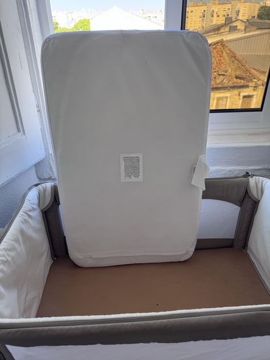 Berço Portátil / Co-sleep Chicco (Beige/Neutro) em Excelente Estado
