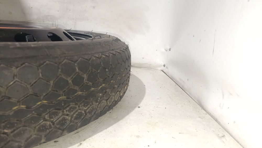Pneu suplente ALFA ROMEO 147 (937_)