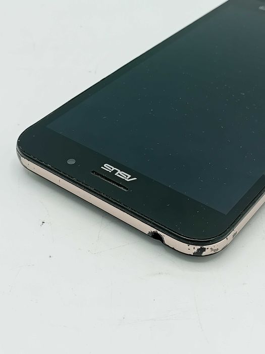 Telefon Asus Z010D