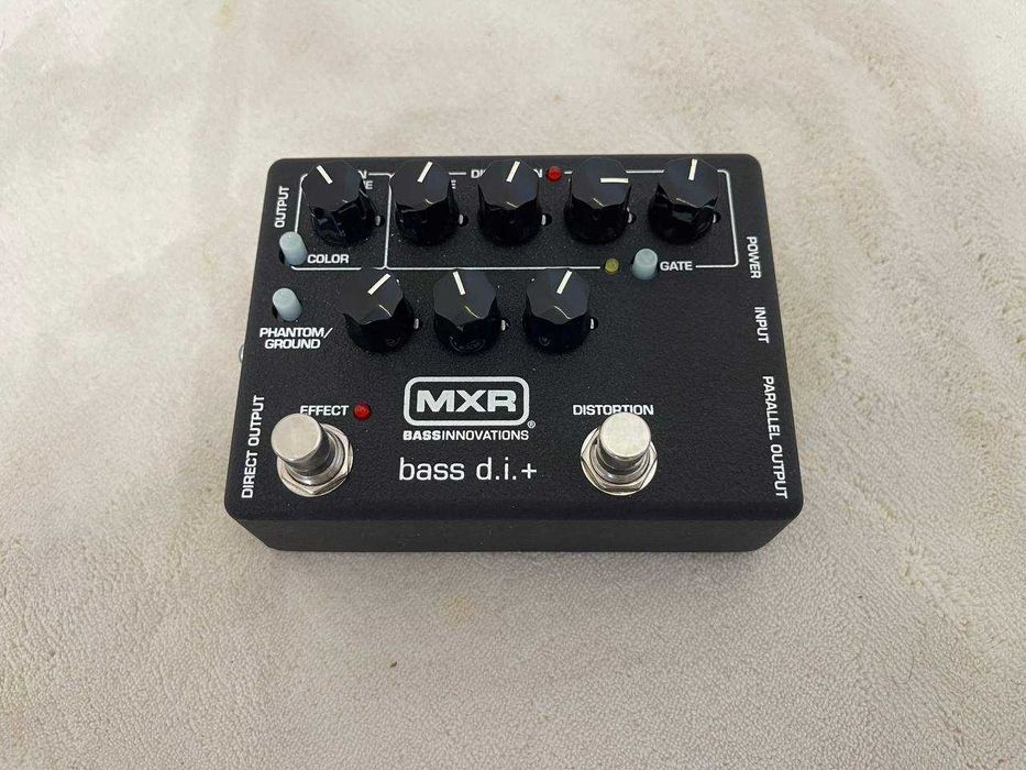 Педаль ефектів преамп для бас-гітари (M80) MXR BASS D. I.+