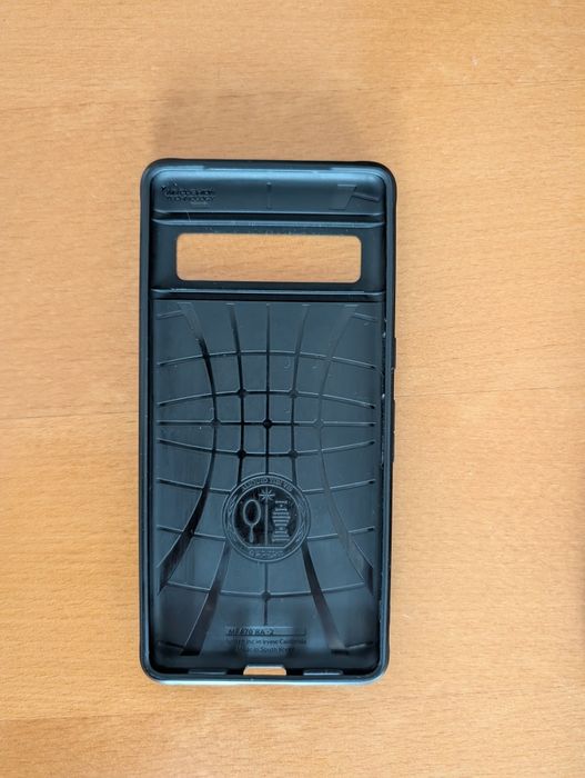 Etui Pixel Pro 7 Spingen bdb używane