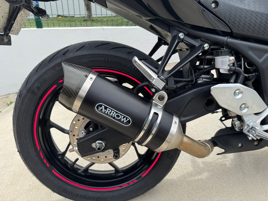 Yamaha R3 2024 .