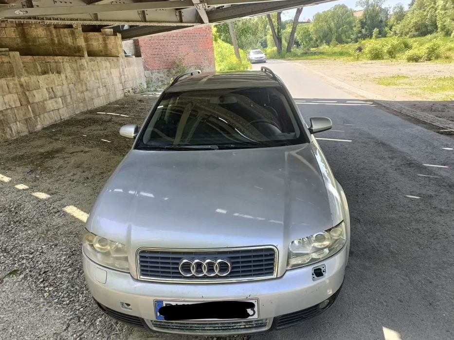 Audi А4B6  2.5D Для військових