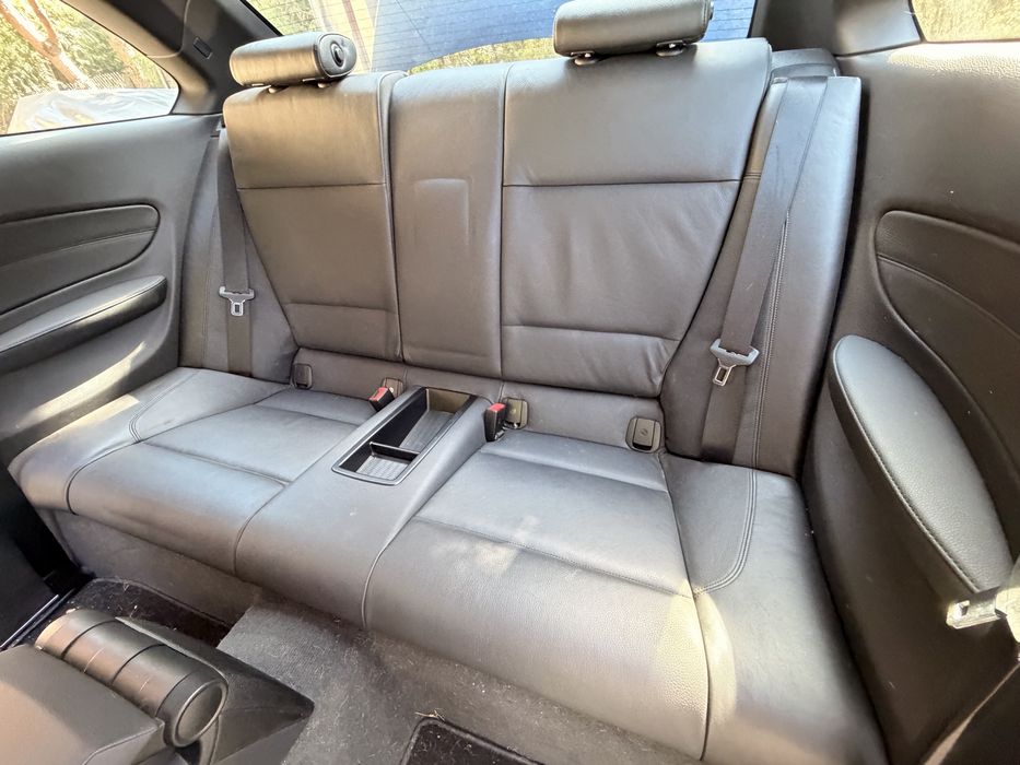 Kanapa boczki tył BMW E82/E81