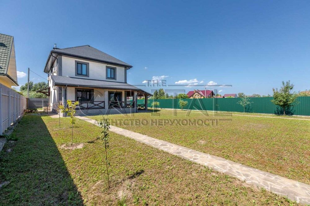 Продажа 2-этажного дома, с. Пуховка, Броварской р-н.