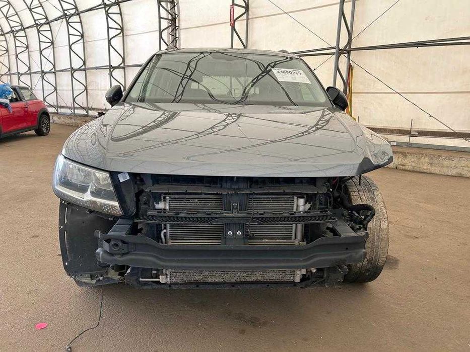 VOLKSWAGEN Tiguan SE, 2018
