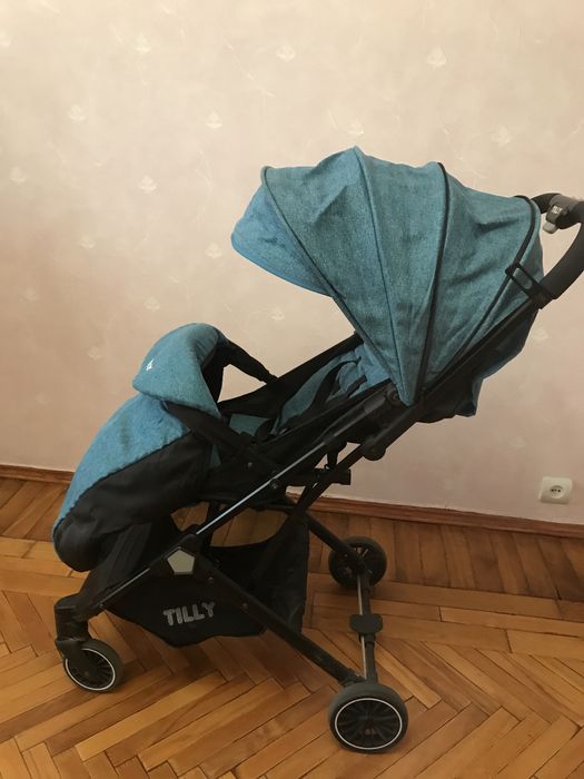 Дитяча коляска  прогулянкова