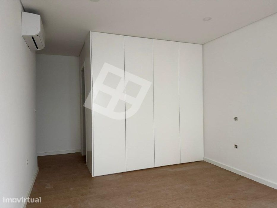Apartamento T3 c/ Terraço - Pronto Habitar | Esgueira