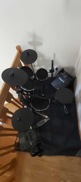 Bateria e todo o equipamento sem uso! Negociável.