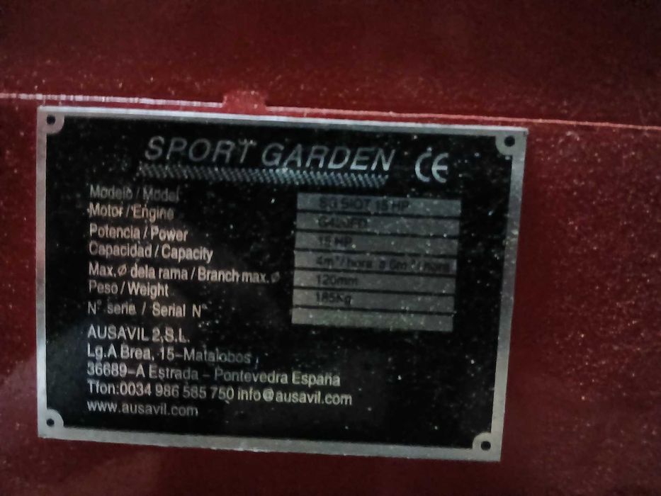 Triturador de lenha estado novo