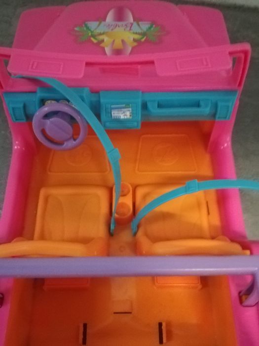 Samochód dla lalek Barbie