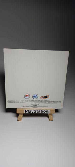 FIFA Football 2005 Polska dystrybucja książeczka instrukcja ps1 psx ps