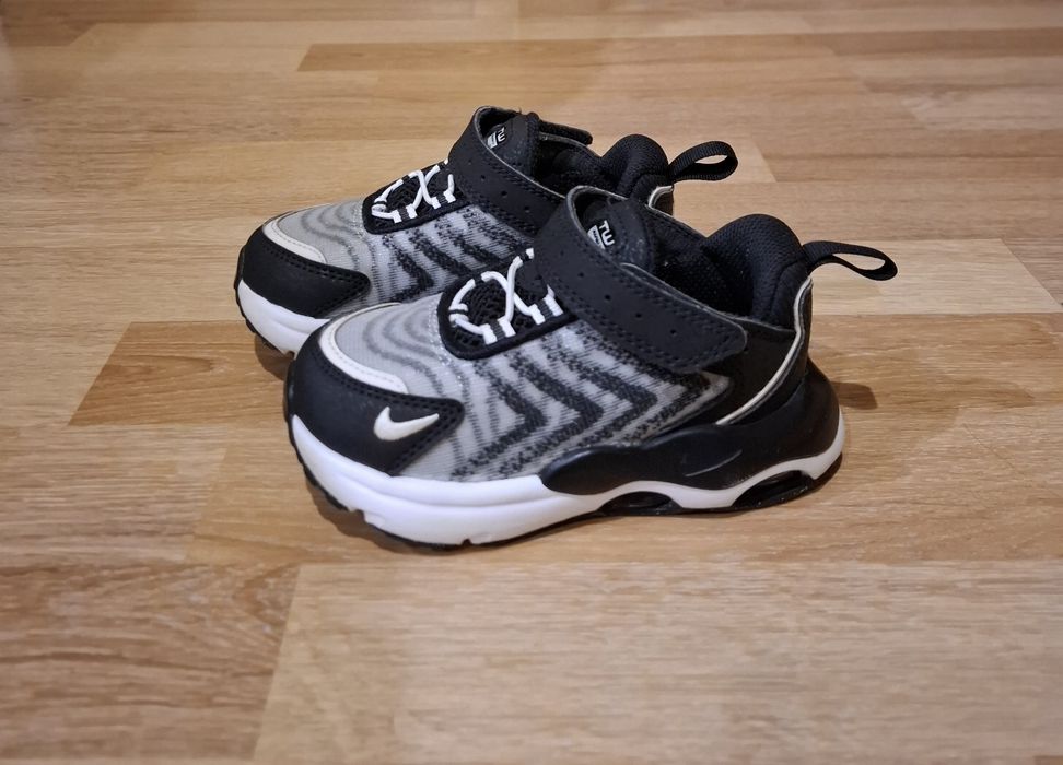 Кросівки NIKE АІR MAX  кроссовки NIKE Air Max  кросівки Reima р.25
