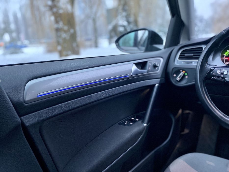 Volkswagen e-golf 24кВт 2014p