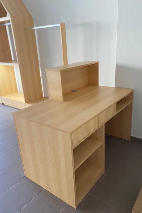 Mobiliário de Loja Infantil – Estilo Casinha Versátil p/ Eventos, Estúdios e Decoração