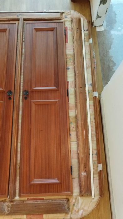 Móvel Roupeiro Encastre