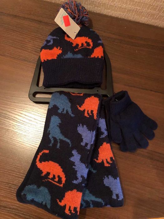 Дитячий зимовий комплект з дінозавриками шапка+шарф+перчатки