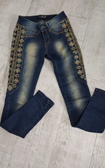 Джинси стрази продам