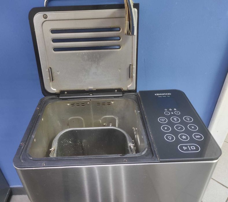 Хлібопічка KENWOOD BM 450