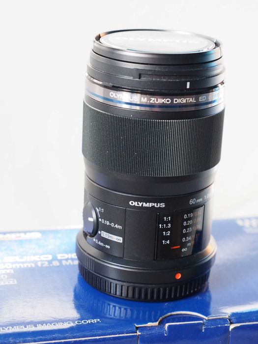 Obiektyw Olympus M.ZUIKO DIGITAL ED 60mm F2.8 Macro czarny