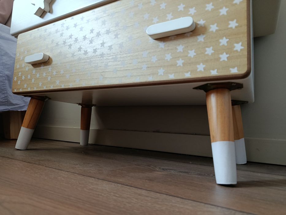 Mesa de cabeceira